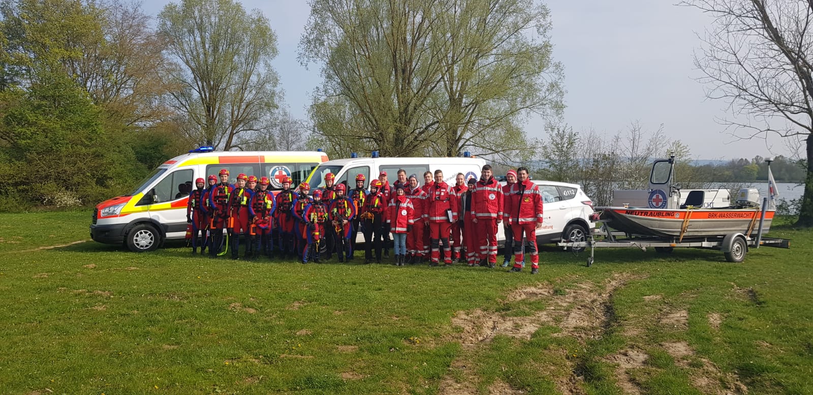 Mitglieder der Wasserwacht im Einsatz